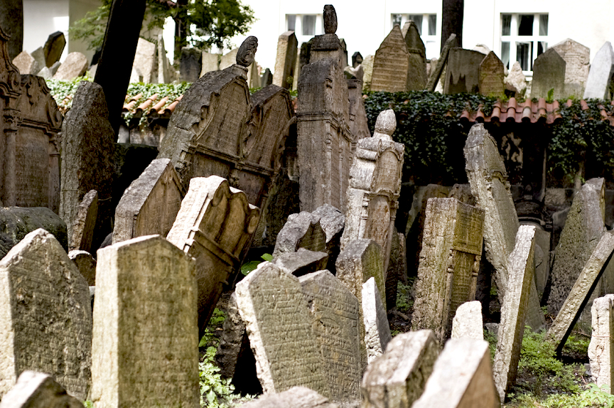 Prague_Jewish_Cemetery